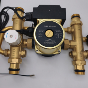 Hoʻonohonoho ʻia ʻo Pump Circulation Circulation Pump i hoʻonohonoho ʻia i ka wela akamai